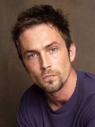 Desmond Harrington