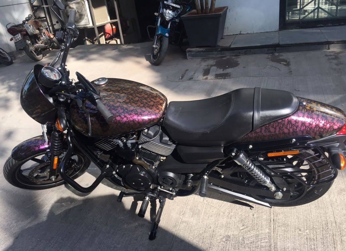 Street 750 Dual Tone paint job product image