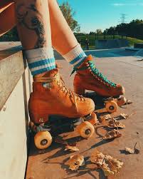 90 х 60 х 90 женский фитнес клуб москва Pin By Wei Jie Sie On Disposable Cam In 2020 Roller Skating Outfits Roller Girl Skating Outfits