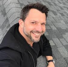 Andrew Pettingill's Instagram, Twitter & Facebook