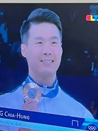 百柯全書- 單槓決賽唐嘉鴻並列第三| Facebook