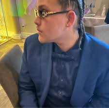 So I pre ordered bo6 and went play it today and says I don't own but the  store it's says that I do any ideas