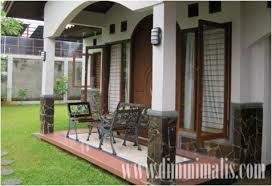 Kamu bisa memasang tegel serupa di teras rumah dan memadukannya dengan dinding bercat putih. 10 Contoh Motif Lantai Teras Rumah Minimalis Bermacam Bahan