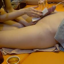 ワックス脱毛プレミアム-ブラジリアンワックス中に合法ちんぽ露出してノーハンド射精w【CFNM】 FC2-PPV-4657854