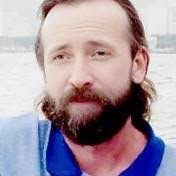 Dean Heuer's Instagram, Twitter & Facebook