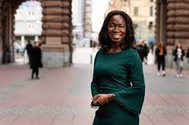 Ledarkrönikanyamko sabuni är en orädd politiker, som inte går i partietablissemangets ledband. Nyamko Sabuni Omvald Som Partiledare For Liberalerna Liberalerna