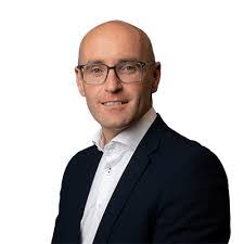 Ian Sheehy's Instagram, Twitter & Facebook