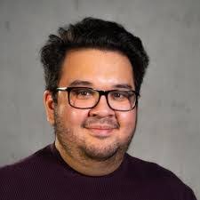 Ella Finley's Instagram, Twitter & Facebook