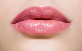 This will give you an appearance of larger looking lips in just a few seconds. 6 Ways To Make Your Lips Pink Naturally In 3 Weeks By Dhrishni Thakuria Medium