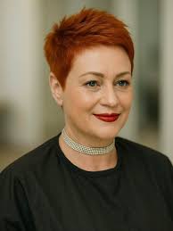 Voluminous Short Hairstyles for a Fresh Look