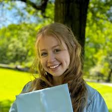 Hello everyone! As 2022 comes to a close, I would like to share some very  important updates from the year. This May, I graduated from Tulane  University with a Bachelor of Arts