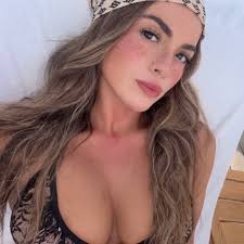 Sandy Acosta (@sandyacostav) • Instagram photos and videos