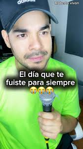 🎉 ¡El día de hoy están cordialmente invitados a "COTORREANDO ENTRE  ARTISTAS"! 🎤 Estaremos en vivo desde Facebook, cotorreando entre entre  artistas y compartiendo un hermoso momento. Invito a toda mi familia