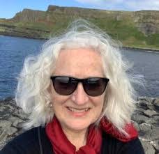 Tracey Snell's Instagram, Twitter & Facebook