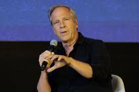 Mike Rowe Warns of Skilled Trades Revolution Amid AI Transformation