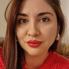 Katherine Veloz's Instagram, Twitter & Facebook