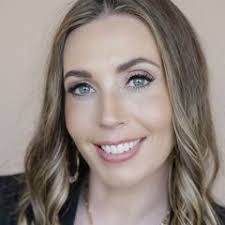 Krystal Rollins's Instagram, Twitter & Facebook