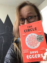 Last remaining dates of 2025! ✨ -Friday 5th December (happy to travel)  -Saturday 22nd November (Yorkshire area only) 2026 diary also open! DM to  enquire and for live videos and showreels 🙌🏻