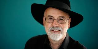 El Mundodisco del británico Terry Pratchett cumple 40 años y sus primeros  pasos se encuentran en su biografía