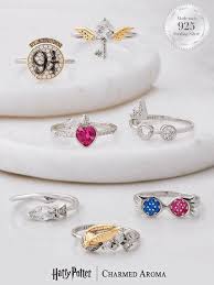 Charmed Aroma 2-Wick, Tropical Punch Jewelry Candle With Surprise Ring  Inside (Ring Size 8): Buy Online At Best Price In Uae - Amazon.Ae