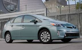 Prius projects all the information you need, including your speed, the hybrid system indicator and important driver alerts, right onto your windscreen, just below your line of sight. 2014 Toyota Prius Prius Plug In Hybrid Overview