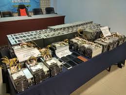 Who mines bitcoins in malaysia. Malaysian Police Arrest Gang Of Bitcoin Mining Equipment Thieves Bitcoinist Com