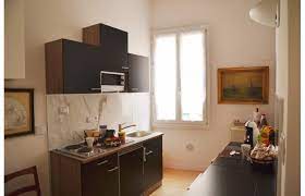 Ingresso su tinello, cucinotto, camera da letto, bagno finestrato. Affitto Appartamento Bologna Centro