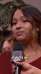 From old VHS tapes to trinkets to over five hundred hats, Felecia won't  throw anything away and it's driving her daughter crazy! Can Steve say  anything to convince her to finally clear