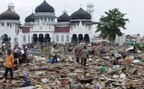 Heboh peristiwa gempa bumi di wilayah lombok, nusa tenggara barat, yang terjadi secara beruntun, menimbulkan sejumlah tanda tanya besar. 9 Daerah Rawan Gempa Di Indonesia Yang Harus Di Waspadai Fakta Dan Info Daerah Indonesia