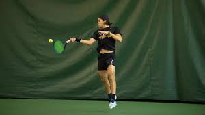 Women's Tennis takes down Hillsdale
