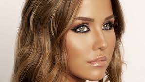 Susan hally send an email 6 mins ago. 3 Fur 2 Lip Gloss Von Kim Gloss Brands You Love Club