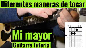 No te pierdas la oportunidad de aprender a tocar guitarra bajo la instrucción de un. Diferentes Maneras De Tocar Mi Mayor En Guitarra Acustica Tutorial Facil Youtube