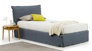 Non richiede alcuna manutenzione e si pulisce con un semplice panno leggermente umido. Letto Singolo