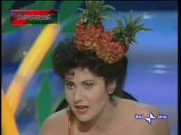 Marisa laurito nasce a napoli il 19 aprile 1951. Impossibile Dimenticarla Negli Anni 80 E Diventata Famosa Per La Celebre Mossa Le Sue Forme Morbide E I Vestiti Sgargianti Dopo L Addio Alla Tv Marisa Laurito Ha Cambiato Radicalmente Vita Ecco Cosa