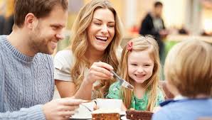 Reviews of the best dining credit card choices! The Best Credit Cards For Dining Out