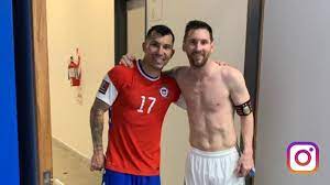 Born 3 august 1987) is a chilean professional footballer who plays for italian club bologna and the chile national team as a. 4vzg6kxujiyb1m