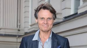 Jetzt sieht es so aus, als ob er und nazan sich wieder annähern. Gzsz Wolfgang Bahro Kritische Worte Zum Serienausstieg Gala De