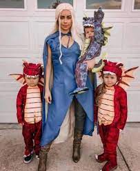 40 Amazing Family Halloween Costumes Halloween Outfits Couple Halloween Costumes Family Halloween Costumes