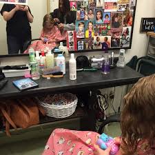 In new york, there is no shortage of talented hairstylists, colorists and highlight whizzes. Chop Spots Nyc S Best Salons For Kids Haircuts