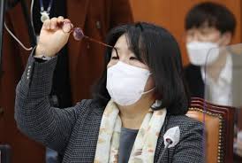 선택배 후 입금은 도움이 안된다.4.5. ìœ¤ë¯¸í–¥ ë‚¨íŽ¸ èˆ‡ ì¶œë‹¹ ì¡°ì¹˜ì— í—›ì›ƒìŒ ëƒ‰ì • ëª» ë˜ì°¾ìœ¼ë©´ ì°¬ë¬¼ ë¼ì–¹ì„ ê²ƒ ì•„ì‹œì•„ê²½ì œ
