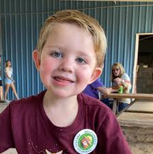 Kaitlyn Fowlkes and TJ Holton's Wedding Website