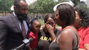 Chauvin's sentence was one of the longest a former police officer has ever received for deadly force, said minnesota attorney general keith ellison. Derek Chauvin Had His Knee On George Floyd S Neck For Nearly 9 Minutes Complaint Says Abc News