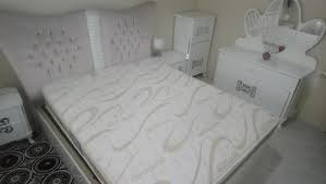 Çeşitli sebeplerden dolayı sahip olduğunuz değerli eşyaları yada artık ihtiyacınız olmayan eşyaları satmak isteriz.kullanmadığımız bu eşyalar evimizde hem siz hemde yeni sahipleri bu eşyaların değerlendirilmesinden dolayı fayda sağlarlar. Izmir Ikinci El Spot Esya Aksit Mobilya Beitrage Facebook