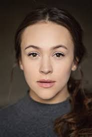 The last kingdom is a british historical fiction television series based on bernard cornwell's the saxon stories series of novels. The Last Kingdom Yapim Ekibi Oyunculari