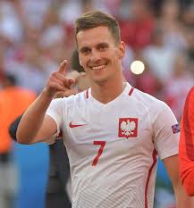 Bayer leverkusen leiht seinen polnischen nationalspieler arkadiusz milik an den niederländischen rekordmeister ajax amsterdam aus. Arkadiusz Milik Went Off Rails As Kid And Fluffed Trial At Tottenham In 2011 But Could Return In 25m Transfer Move