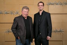 The marriage was william's fourth one and elizabeth's second. Captain Kirk Darsteller William Shatner Gibt S Bald Als Ki Netzwoche
