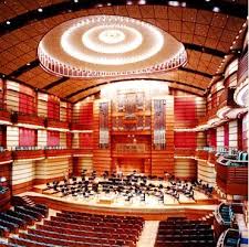 Sejak beberapa hari lepas, kita dihidangkan dengan berita tentang isteri bekas perdana menteri. Petronas Philharmonic Hall Wikiwand