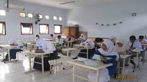 Jika kamu ingin diterima menjadi calon peserta didik baru / siswa baru man ic ini, kamu harus rajin belajar. 542 Siswa Ikuti Ujian Masuk Man Ic Jambi Berita Jambi Ekspres Jambiekspres Co Id