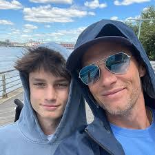 Ben Hammock's Instagram, Twitter & Facebook