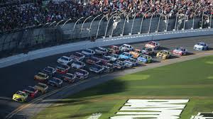 The average yearly salary of a nascar driver is between $5 million and $7 million. Daytona 500 Purse Payout Breakdown How Much Prize Money Will The Winner Make In 2021 Sporting News